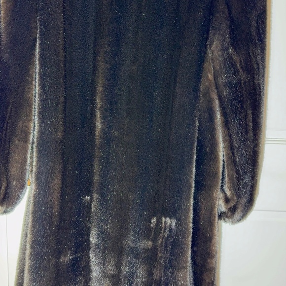 Vintage 80s Style VI Dark Brown Faux Fur Long Coat Fits M-S - Picture 6 of 7